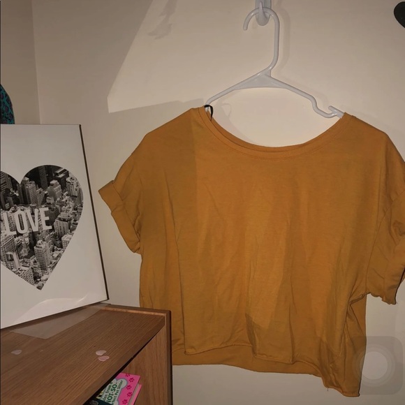 Top - Picture 2 of 2